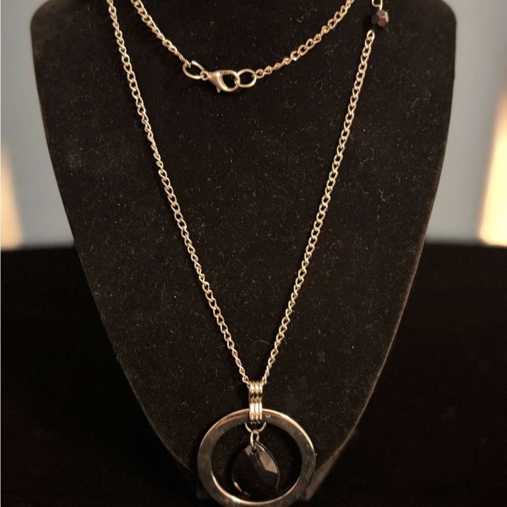 Elegant Black Pendant Necklace